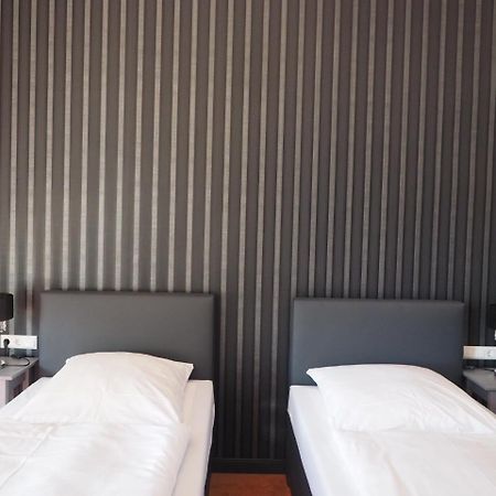 Hotel Kipphut Sarstedt Extérieur photo