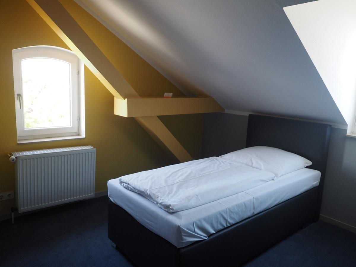 Hotel Kipphut Sarstedt Extérieur photo