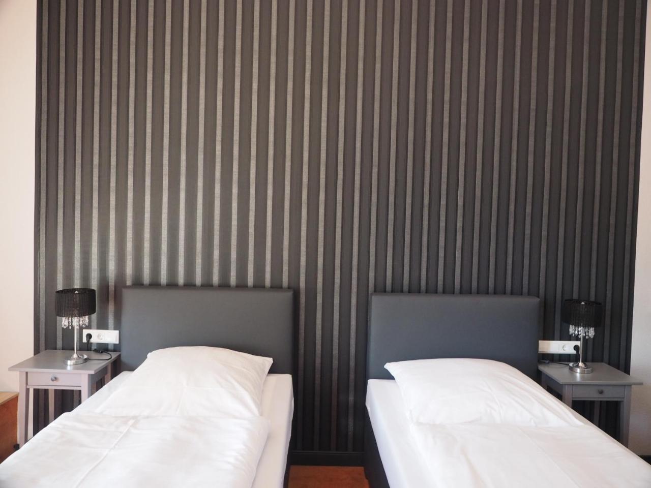 Hotel Kipphut Sarstedt Extérieur photo